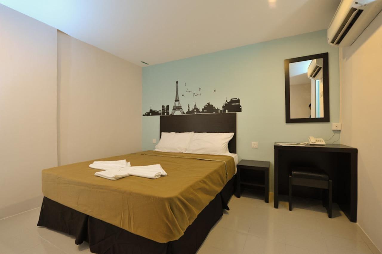 Your Hotel Klang Esterno foto