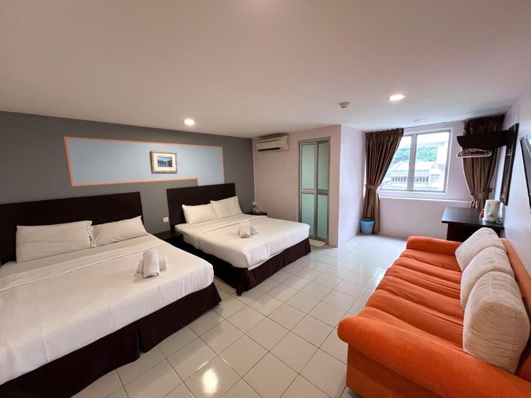 Your Hotel Klang Esterno foto